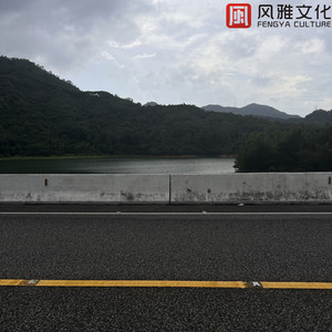 旧本a片温泉下的母子
